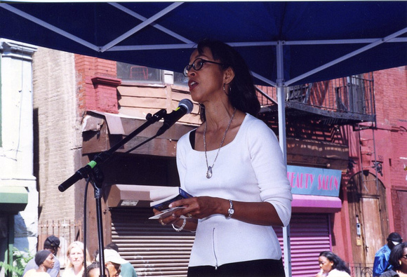 Author Bebe Moore- Campbell